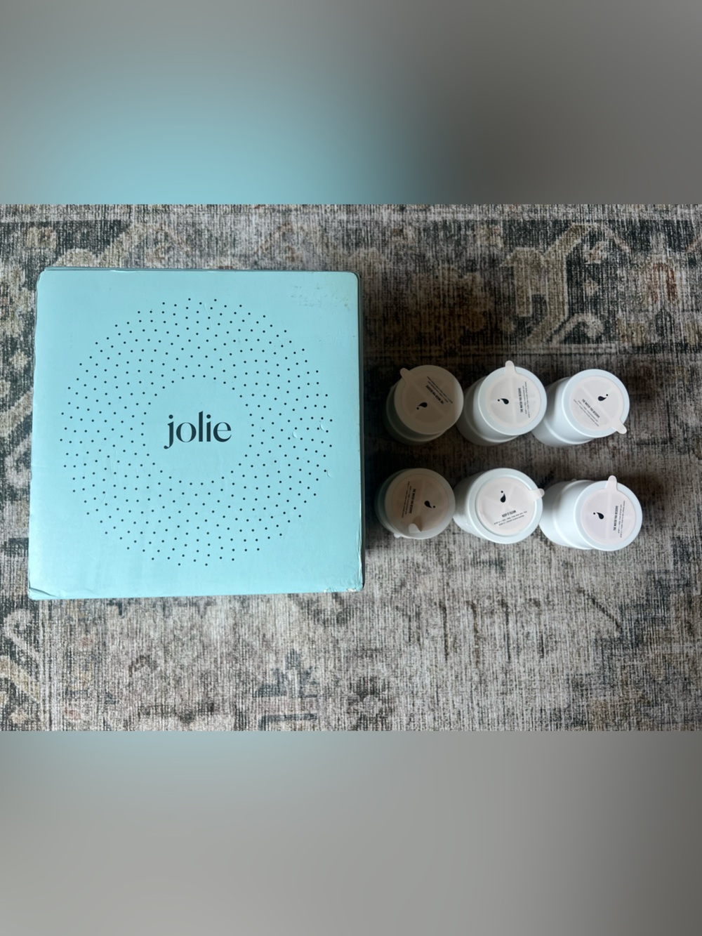 BRAND NEW Jolie Showerhead in Modern chrome + 6 brand new filters